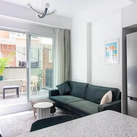 Cute Stylish 1br Flat W Priv Terrace & Gym #17 Apartamento *